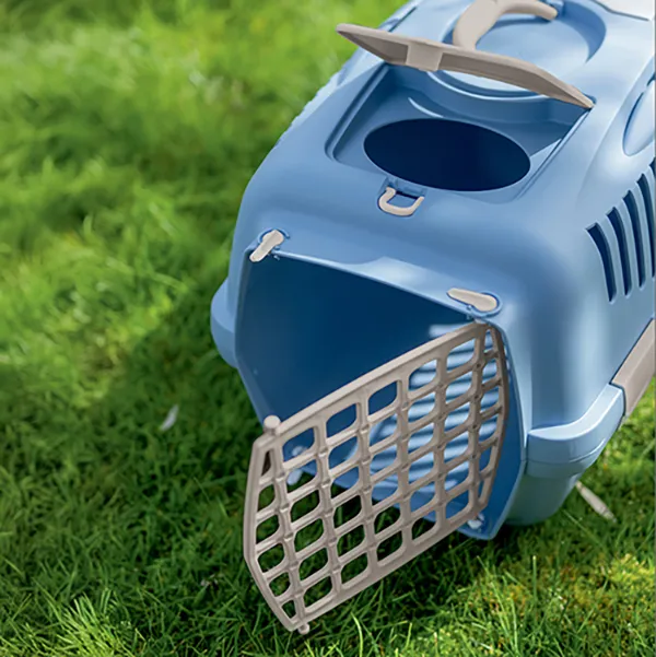 Stefanplast Gulliver 3 with Plastic Door - Nordic Sky